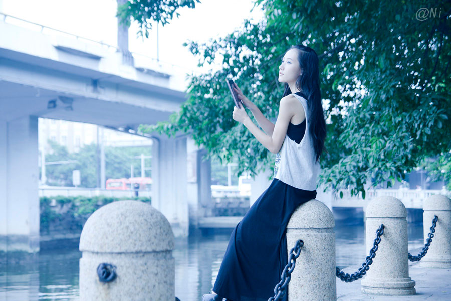 沙面,河边,美女图片