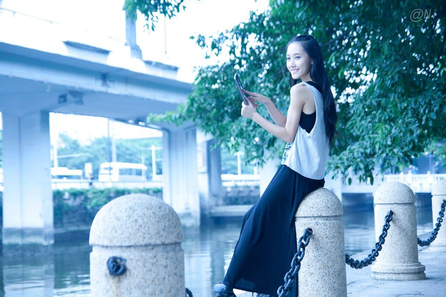 沙面,河边,美女图片