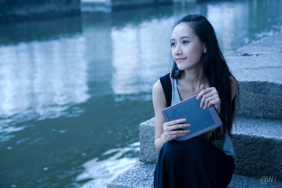 沙面,河边,美女图片