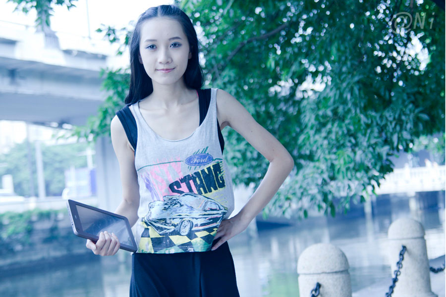 沙面,河边,美女图片